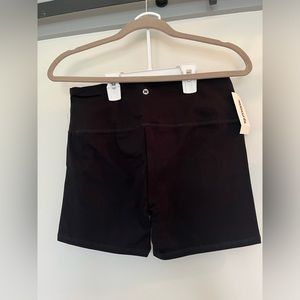 Black stretch biker short